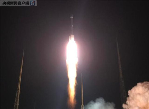 僑洋實業(yè)慶賀：北斗三號“一箭雙星”發(fā)射成功。